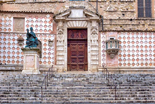 storia-cattedrale-san-lorenzo-perugia-home